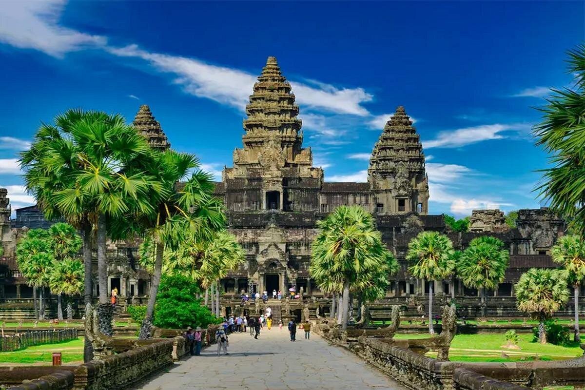 Explore Hidden Wonders with Viator’s Exclusive Guided Tours